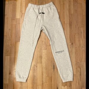 Fear of god Essentials SS21 oatmeal sweatpants